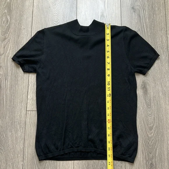 August silk, size, small, black, short sleeve, high neck, 100% silk sweater - Picture 8 of 8